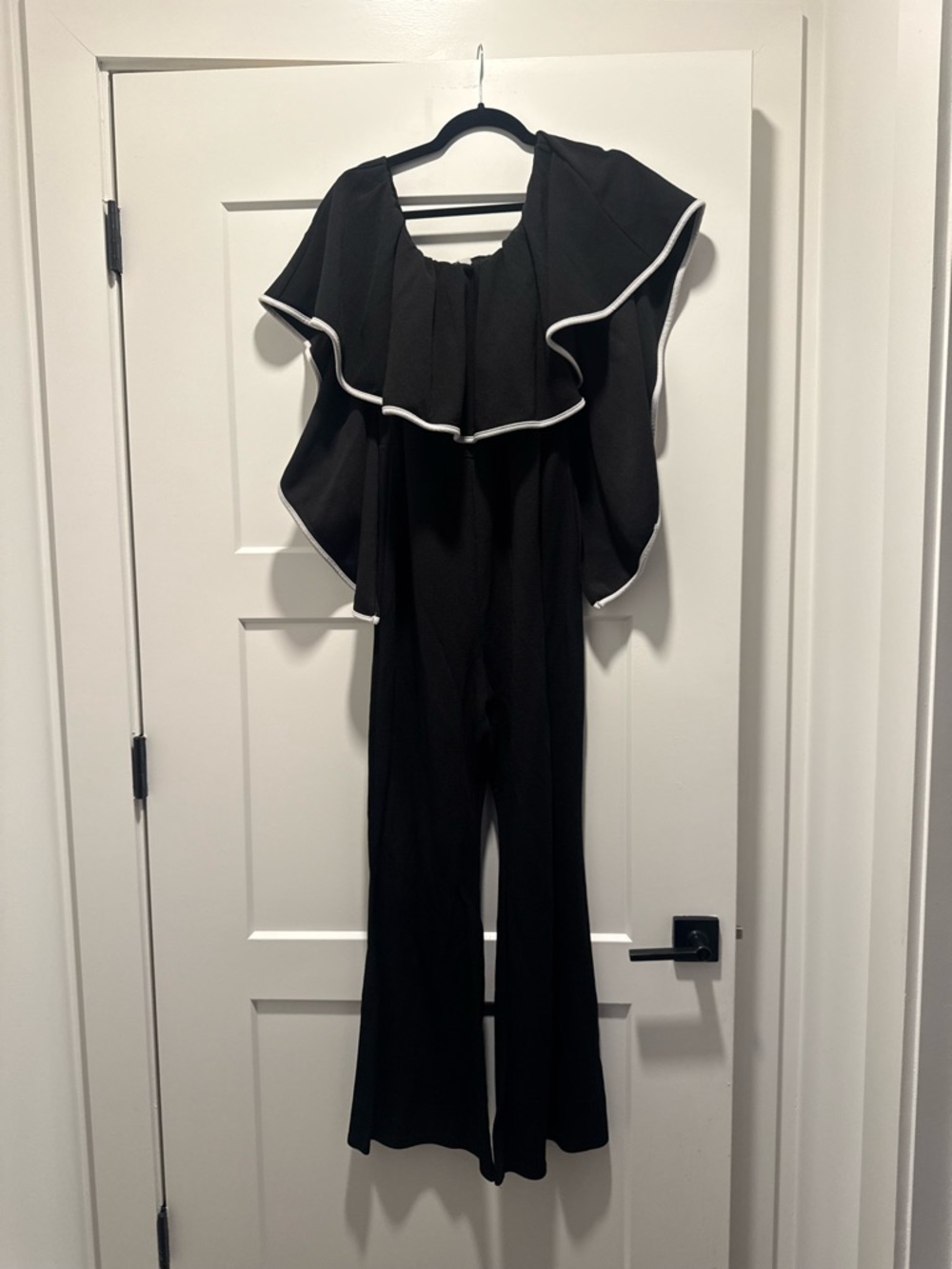 Elegant Black Ruffle Off-Shoulder Jumpsuit